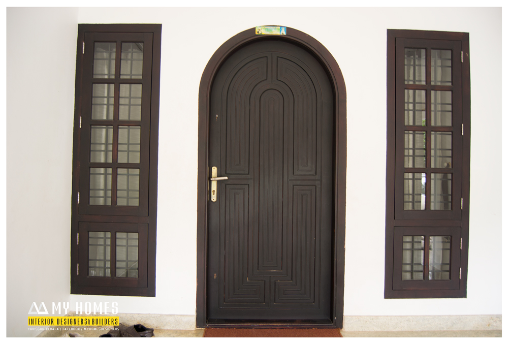 Main Front Door Designs In Kerala